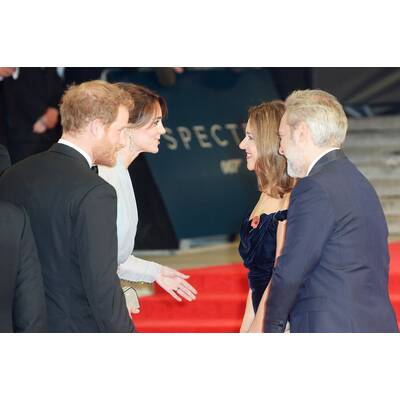 Royals bei der Bond-Premiere