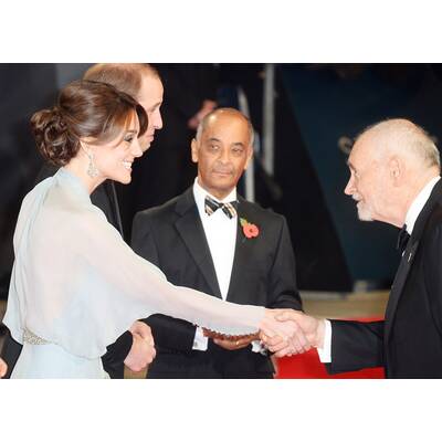 Royals bei der Bond-Premiere