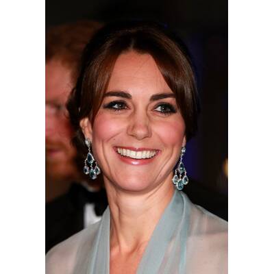 Royals bei der Bond-Premiere