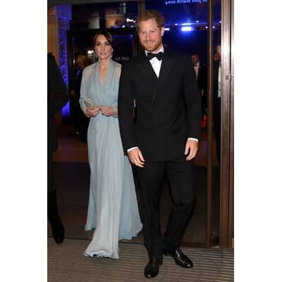 Royals bei der Bond-Premiere