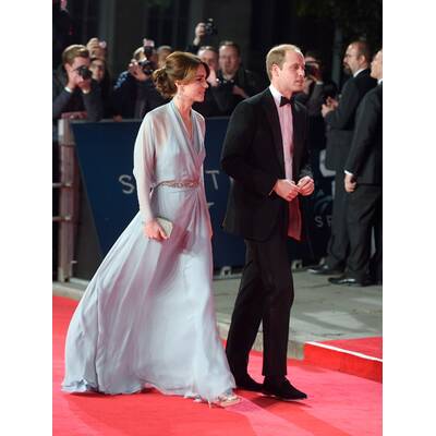 Royals bei der Bond-Premiere