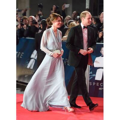 Royals bei der Bond-Premiere
