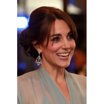 Royals bei der Bond-Premiere