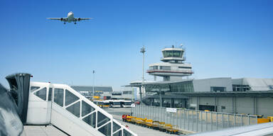 Um den Erhalt des Frankfurt-Fluges wird gek&auml;mpft.