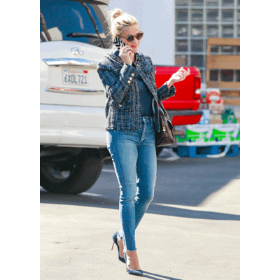 Reese Witherspoon auf dem Weg ins Büro 