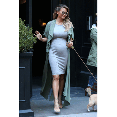 So stylisch sind Chrissy Teigens Schwangerschaftslooks!