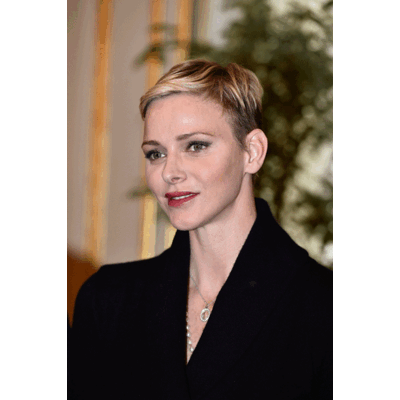 Charléne überrascht mit neuem Look 