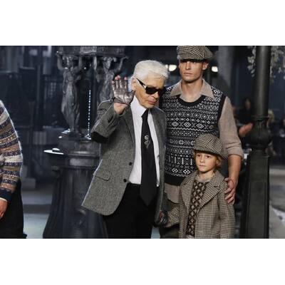 Chanel Metiers d'Art 2015/16 