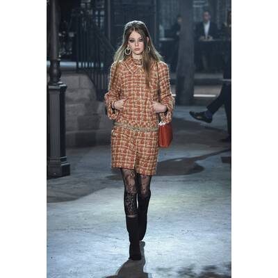 Chanel Metiers d'Art 2015/16 