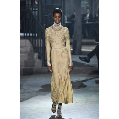 Chanel Metiers d'Art 2015/16 