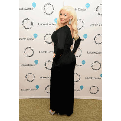 Christina Aguilera feiert ihre Kurven