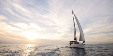 "Jack Sparrow" kaperte sich ein Segelboot und stach im Vollsuff in See