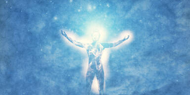 Was lebt, leuchtet: Forscher vermuten, dass auch der menschliche K&ouml;rper schwaches Licht aussendet.&nbsp;