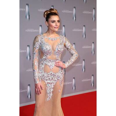 Sophia Thomalla zeigt fast alles