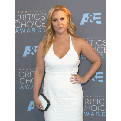 Schwarz-Weiß-Looks auf den Critics Choice Awards