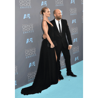 Schwarz-Weiß-Looks auf den Critics Choice Awards