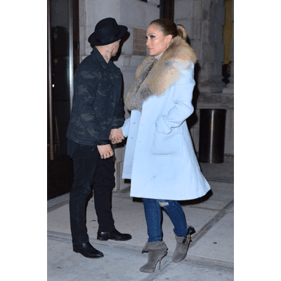 Jennifer Lopez - Kuschelig in New York unterwegs