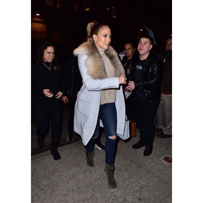 Jennifer Lopez - Kuschelig in New York unterwegs