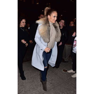 Jennifer Lopez - Kuschelig in New York unterwegs