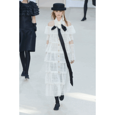 Chanel Fall/Winter 2016/2017