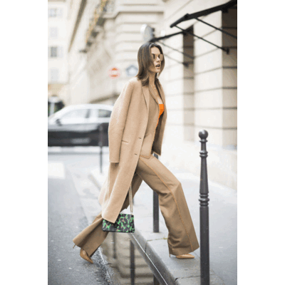 Alessandra Ambrosios lässiger Paris-Look