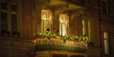 Weihnachtsdeko am Balkon: Diese Regeln müssen Sie unbedingt beachten