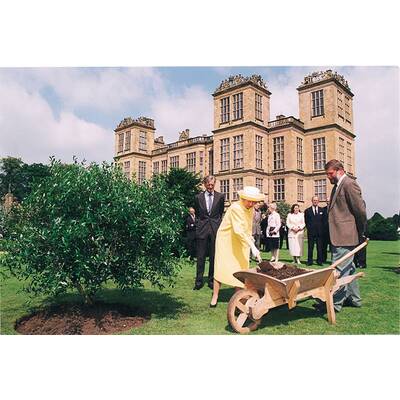 Queen Elizabeth wird 90