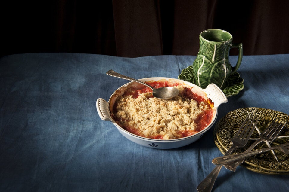 Blitzschnell aus dem Airfryer: Sündhaft gute Rhabarber-Desserts
