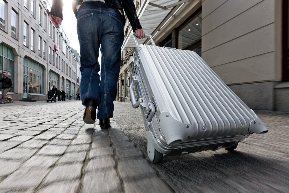 Mit diesen Tipps und Tricks passt wirklich alles in Ihren Koffer