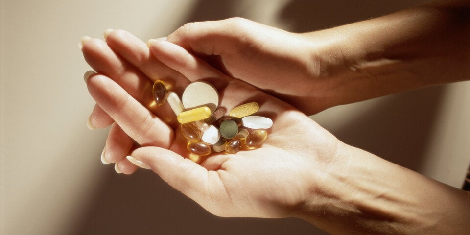 Die Referenzwerte oder Ernährungsempfehlungen gelten nur für gesunde Menschen. Ist man von einer Vorerkrankung betroffen wie beispielsweise Diabetes, Bluthochdruck,hat man einen erhöhten Nährstoffbedarf.