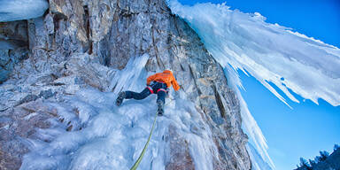Eiskletterer (24) st&uuml;rzte in Bachbett: schwer verletzt