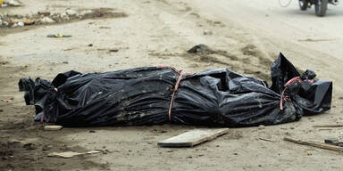 Leichensack Stra&szlig;enrand