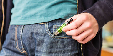E-Zigarette explodierte in Hosentasche eines Tirolers