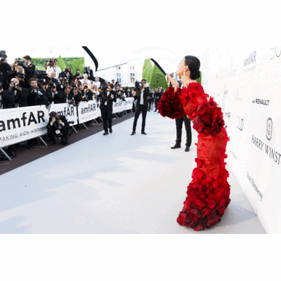Katy Perry - Als Tango-Emoji in Cannes 