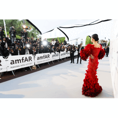 Katy Perry - Als Tango-Emoji in Cannes 