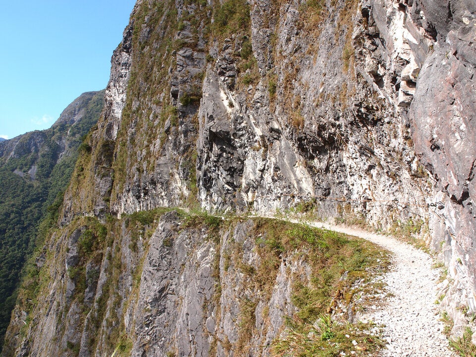 Die gefährlichsten Wanderwege der Welt