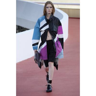 Louis Vuitton 2017 Cruise Collection