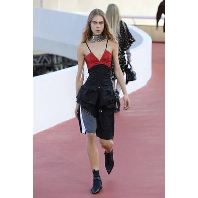 Louis Vuitton 2017 Cruise Collection