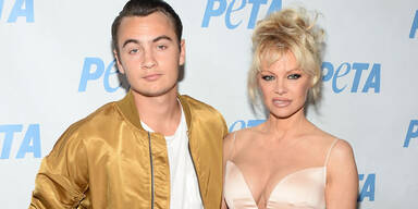 Pamela Anderson, Brandon Lee
