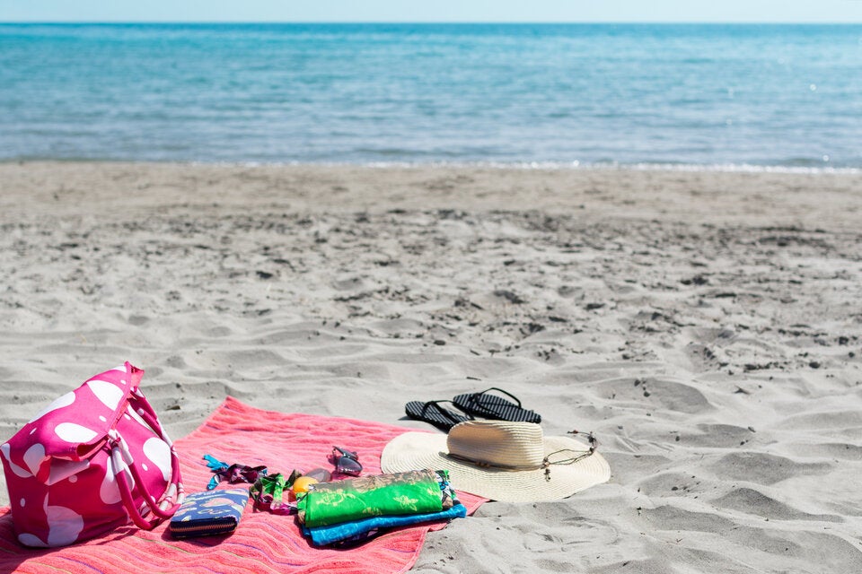 Achtung, Diebe: So schützen Sie Ihre Wertsachen am Strand