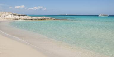 Achtung! Auf dieser spanischen Insel gelten jetzt STRENGE Strand-Regeln