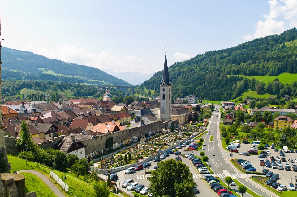 Herbstzauber in Österreich: Diese Kleinstädte & Dörfer sind besonders schön!