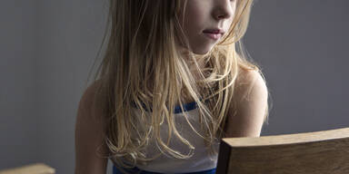 M&auml;dchen (8) versteigert sich im Netz