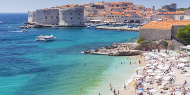Abwasser-Skandal: Kroatien-Urlauber schwimmen in F&auml;kalien
