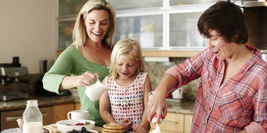 Zwei lesbische M&uuml;tter: Nur eine bekommt Kindergeld