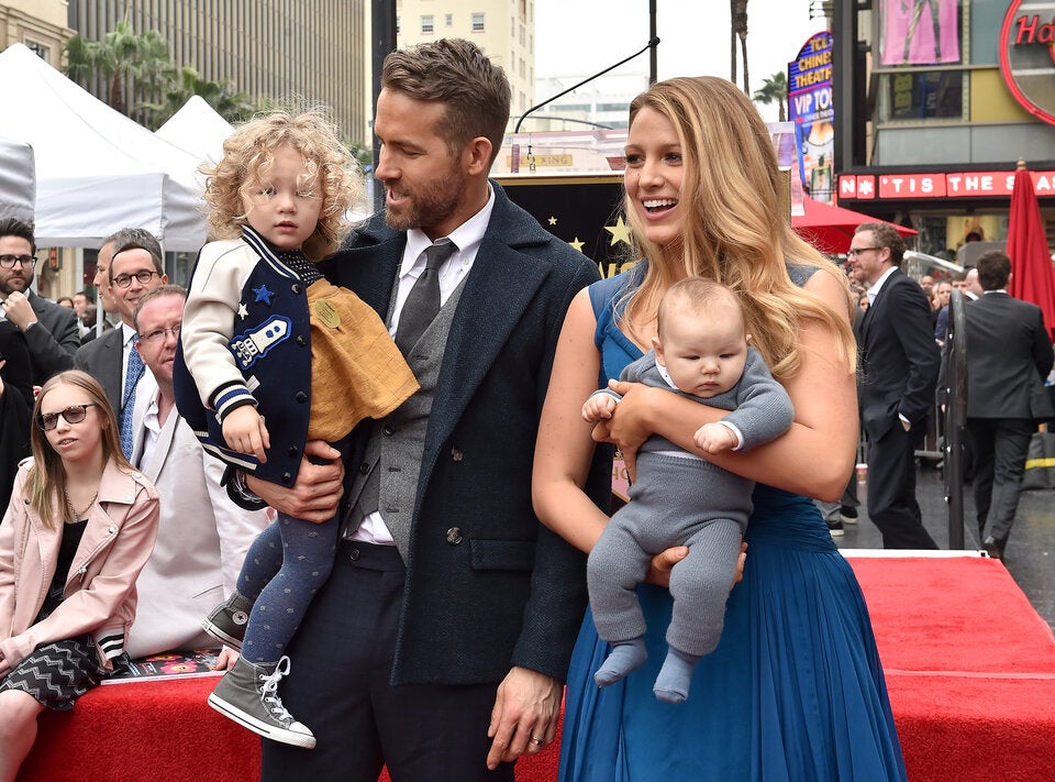 Ryan Reynolds und Blake Lively mit ihren Kindern James und Ines Reynolds 