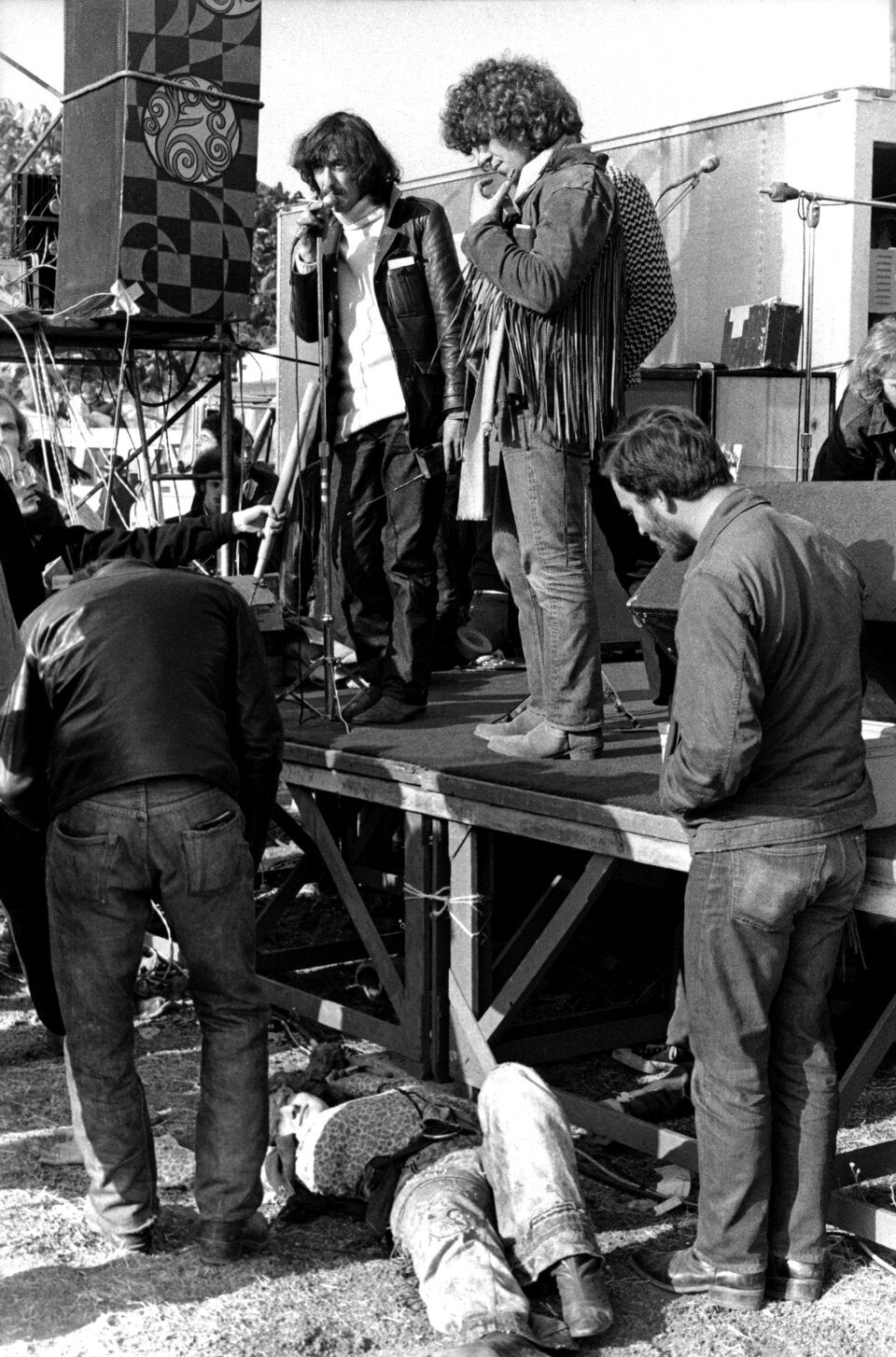 Der Tourmanager der Rolling Stones, Sam Cutler mit Michael Lang in Woodstock 1969.