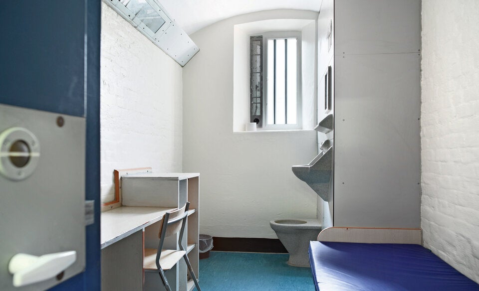 Boris Becker im Horror-Knast – Das ist seine Zelle