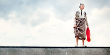 Fotografen im Burgenland suchen 80- und 100-j&auml;hrige Models