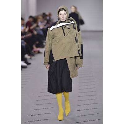 Paris Fashion Week Herbst/Winter 2017/18